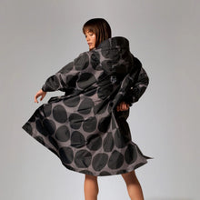 Charger l&#39;image dans la galerie, Poncho de Pluie - Black Polka
