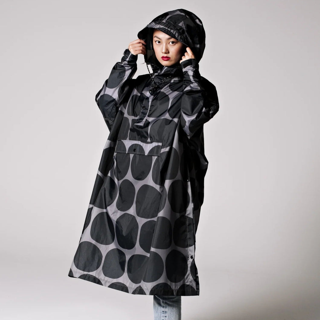 Poncho de Pluie - Black Polka