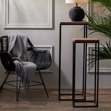 Charger l&#39;image dans la galerie, Pilier S/2 30x30x82,5+35x35x102 cm YARULA noir+bois
