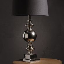 Charger l&#39;image dans la galerie, LAMPE (40) boule argentée base carrée (Abat-jour inclus)

